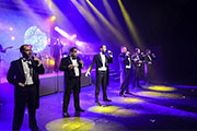 images/album/SixTenors_0011_SixTenors_Page_01.jpg